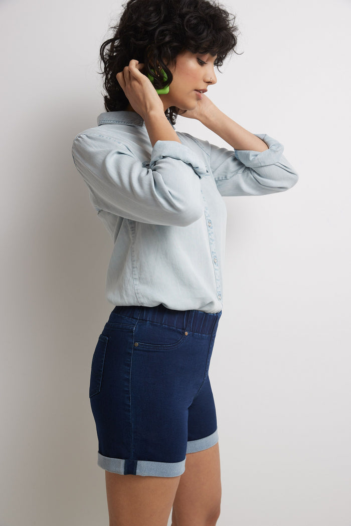 rekucci Rekucci Women's 5 inch Pull-On Jean Short with Slim Cuff ink-rinse