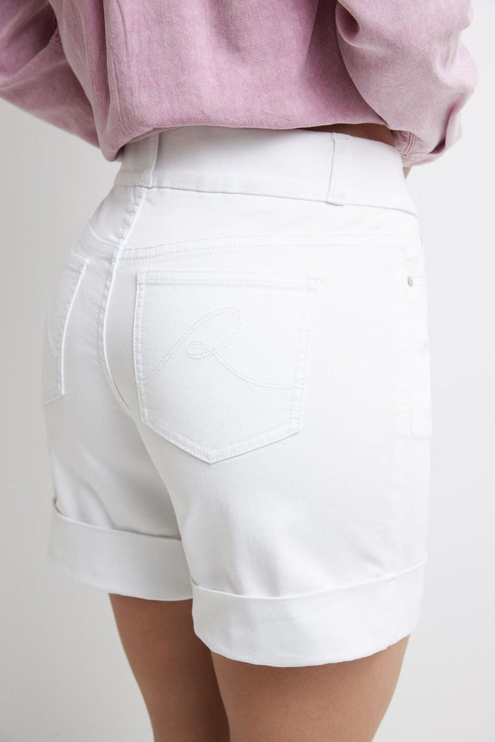 Rekucci Rekucci Women's 6 Inch Pull-On Chic Cuffed Jean Short White