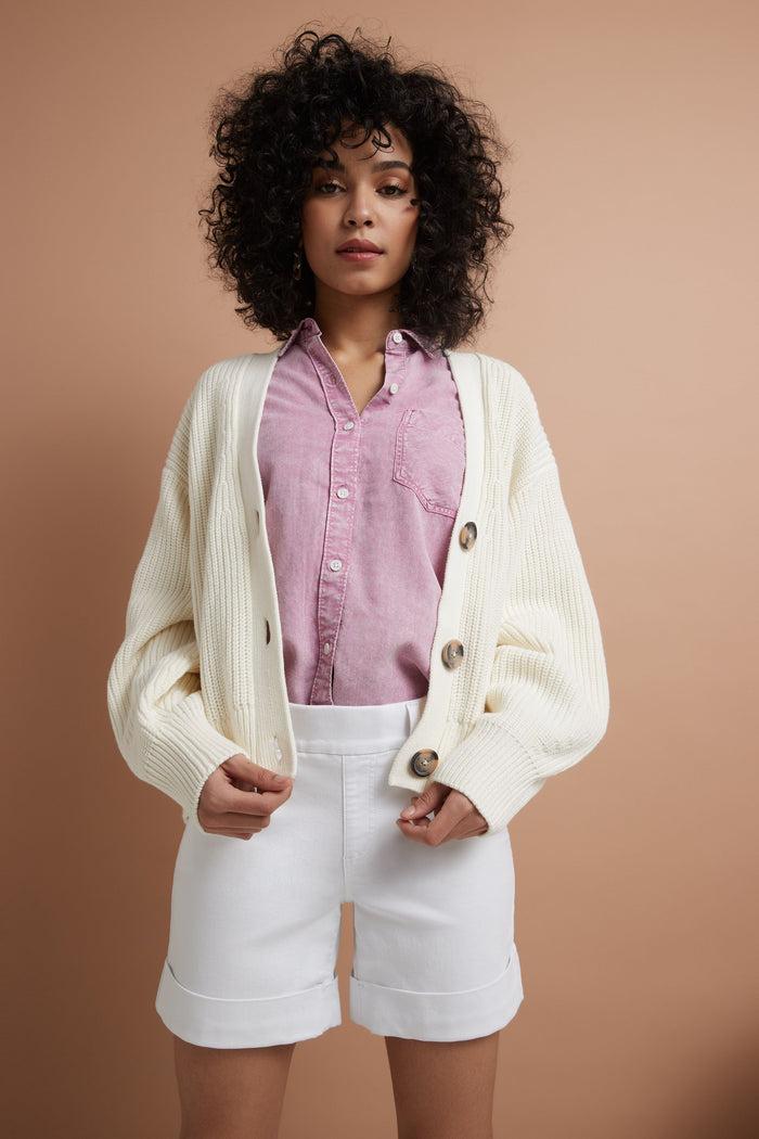 Rekucci Rekucci Women's 6 Inch Pull-On Chic Cuffed Jean Short White