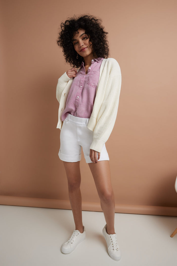 rekucci Rekucci Women's 6 inch Pull-On Chic Cuffed Jean Short white