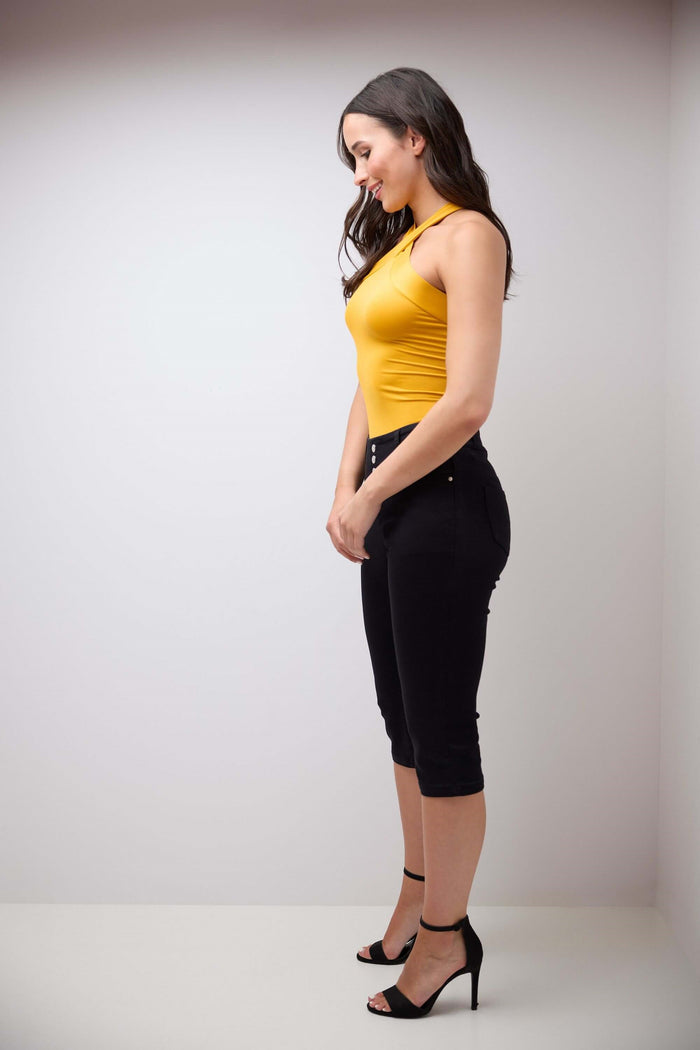 Rekucci Rekucci Women's Comfort Jean Capri With Snap Detail Black