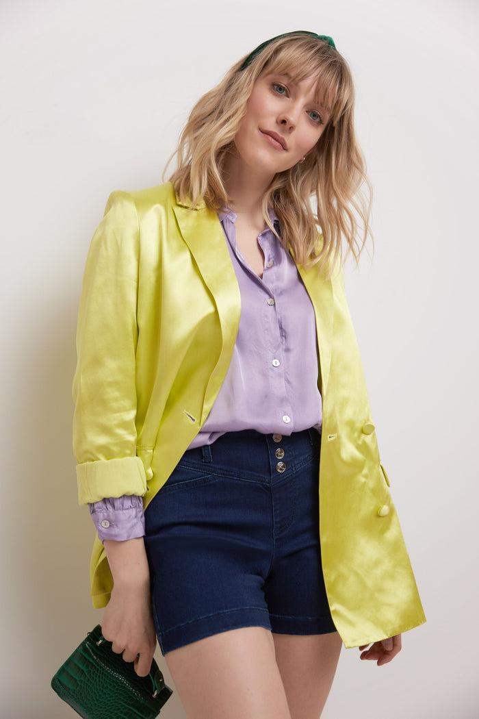 rekucci Rekucci Women's Slimming 5 inch Jean Short with Snap Detail ink-rinse