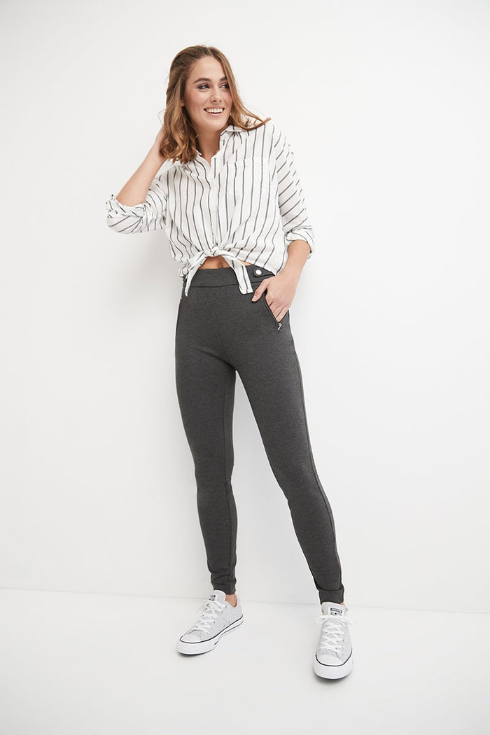 Rekucci Secret Figure Pull-on Knit Pants With A Skinny Silhouette Dk-charcoal