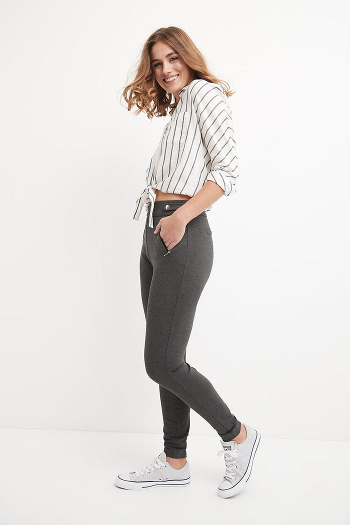 Rekucci Secret Figure Pull-on Knit Pants With A Skinny Silhouette Dk-charcoal