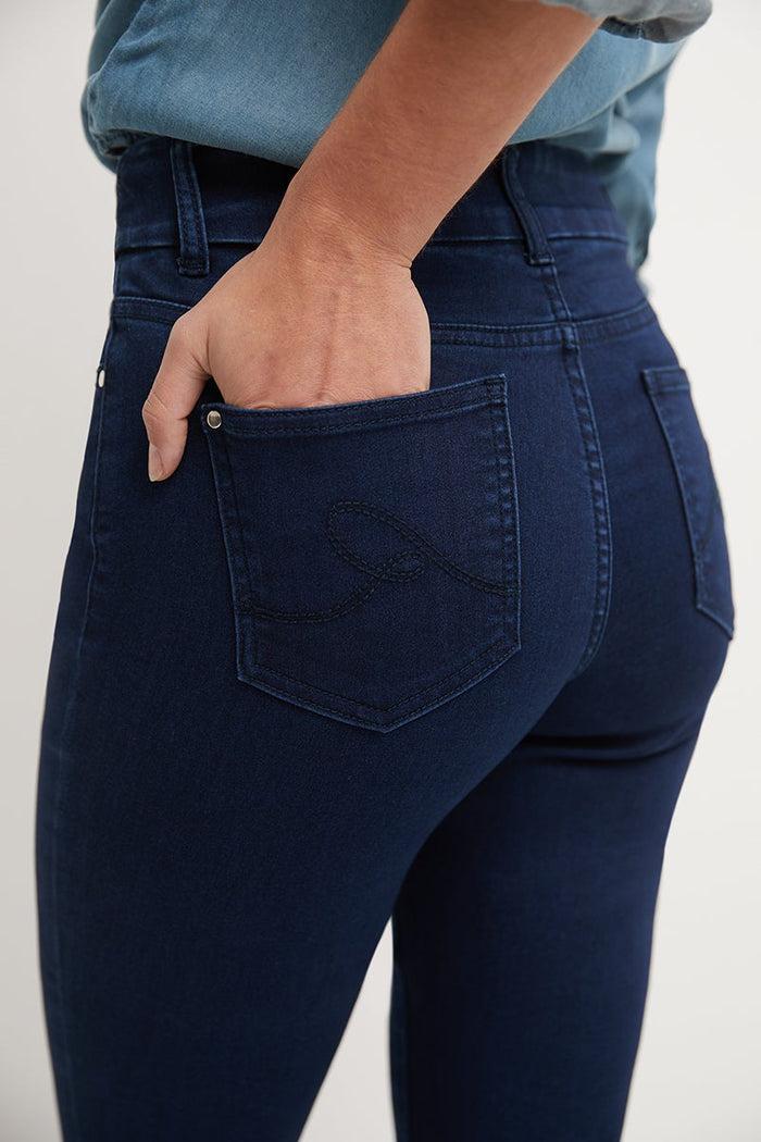 Rekucci Secret Figure Pull-on Straight Leg Jeans With 5 Real Pockets Ink-rinse