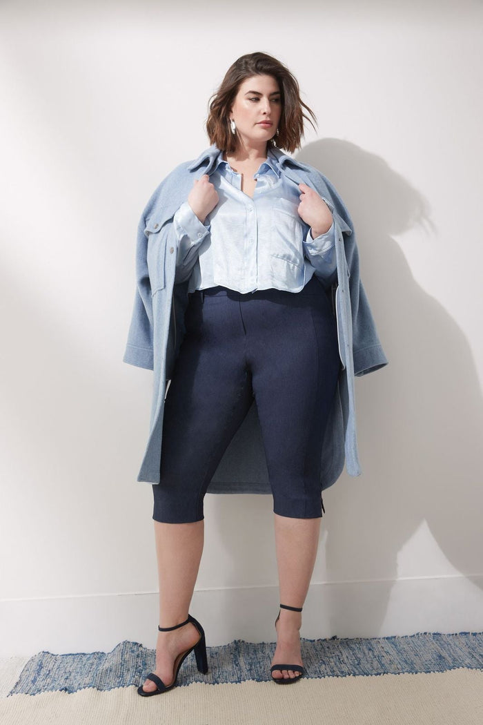 rekucci Slimming Plus Size Capris with Real Pockets indigo