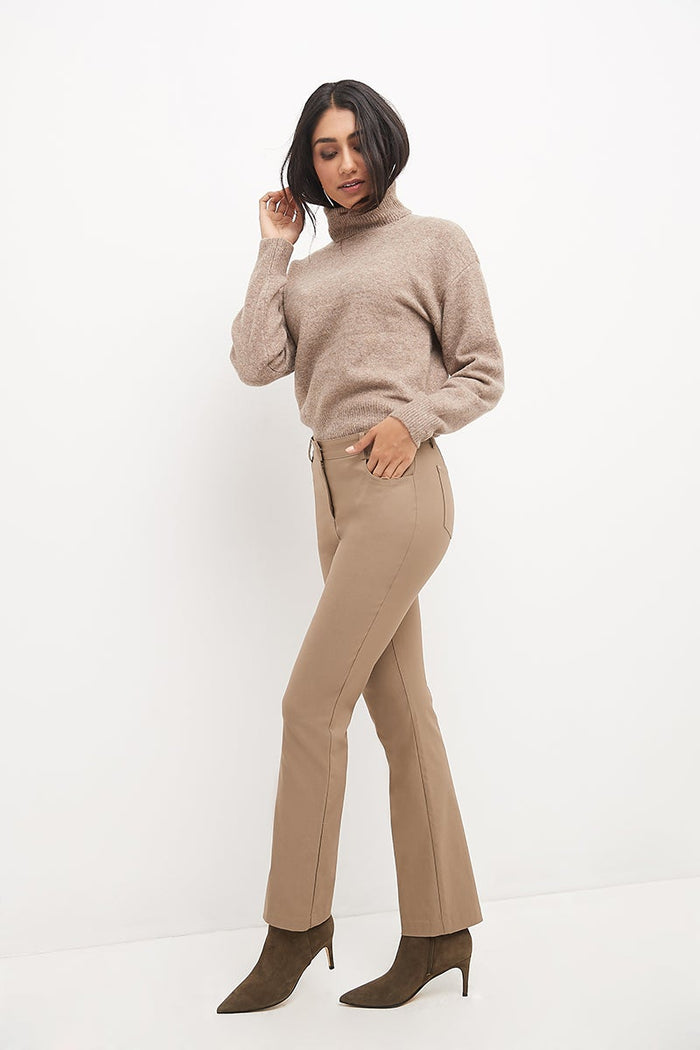 Rekucci Stretch 5 Pocket Straight Leg Pants Oatmeal