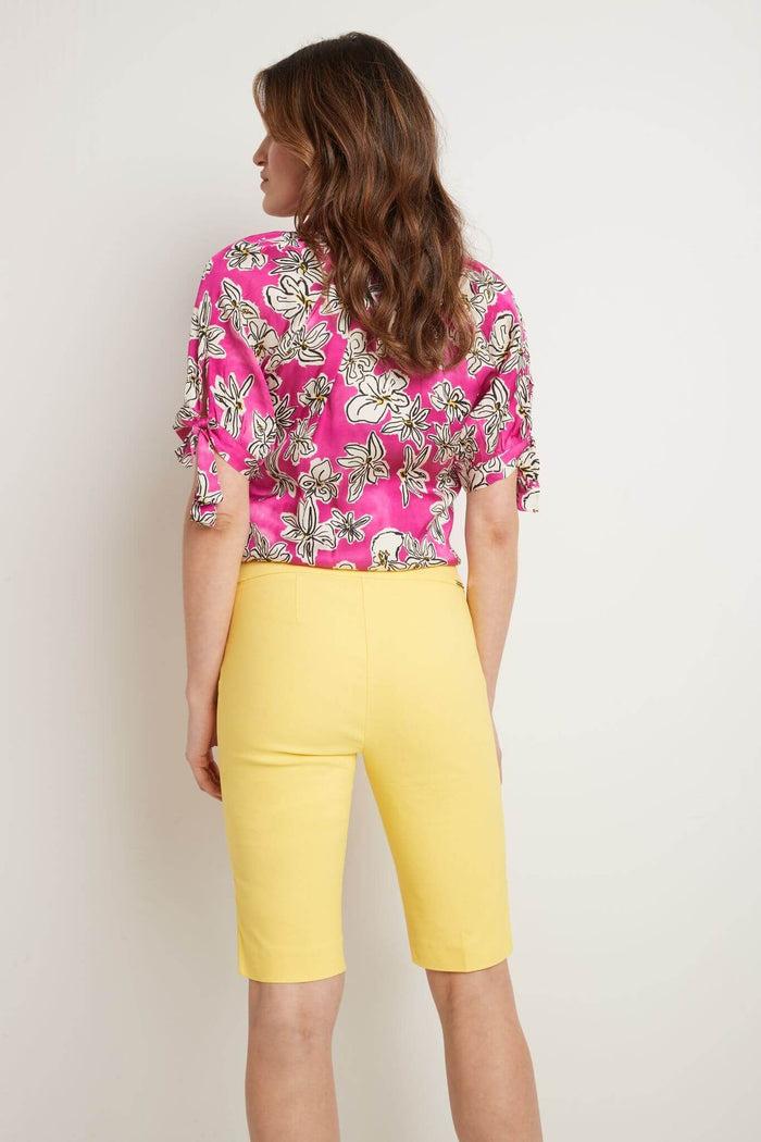 Rekucci Women’s 12” Classic Shorts With Fake Front Pockets Buttercup