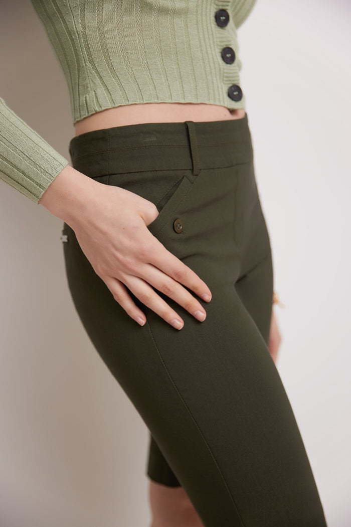 Rekucci Women’s Classic Bermuda Shorts With Slant Pockets Olive