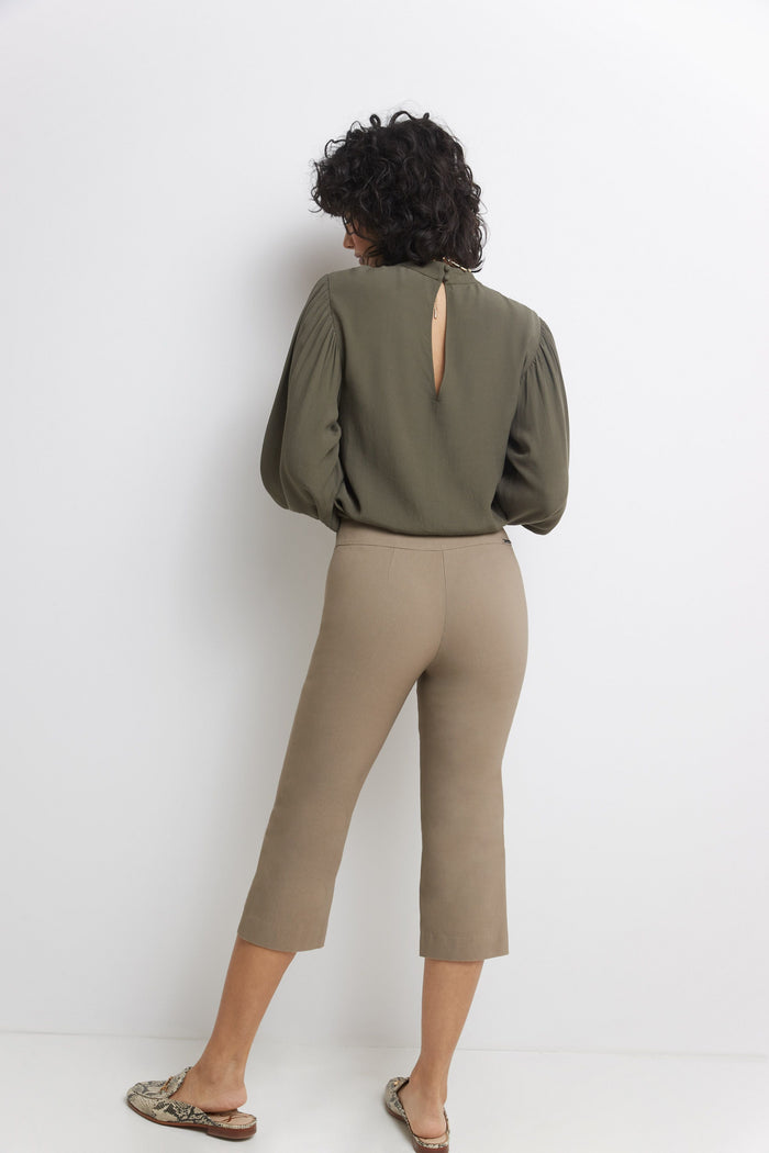 Rekucci Women’s Straight Leg Capris With Chic Styling Oatmeal