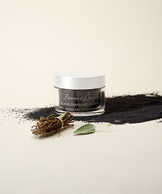 Révérence De Bastien LE BLACK DIAMOND SCRUB 200ml – Gommage Minéral Pour Les Pieds