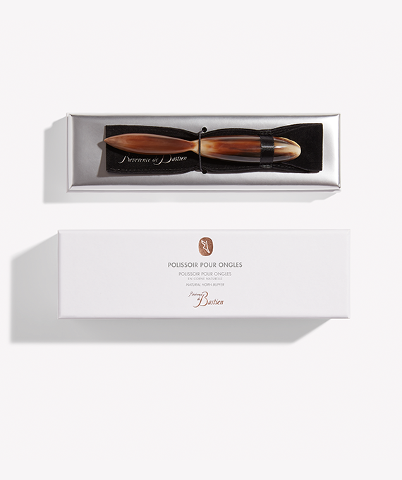 révérence de bastien POLISSOIR EN CORNE NATURELLE – Pour des ongles naturellement brillants