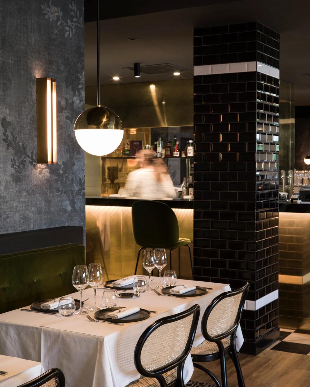 Revol Courchevel Couteau A Steak Satin 24 CM