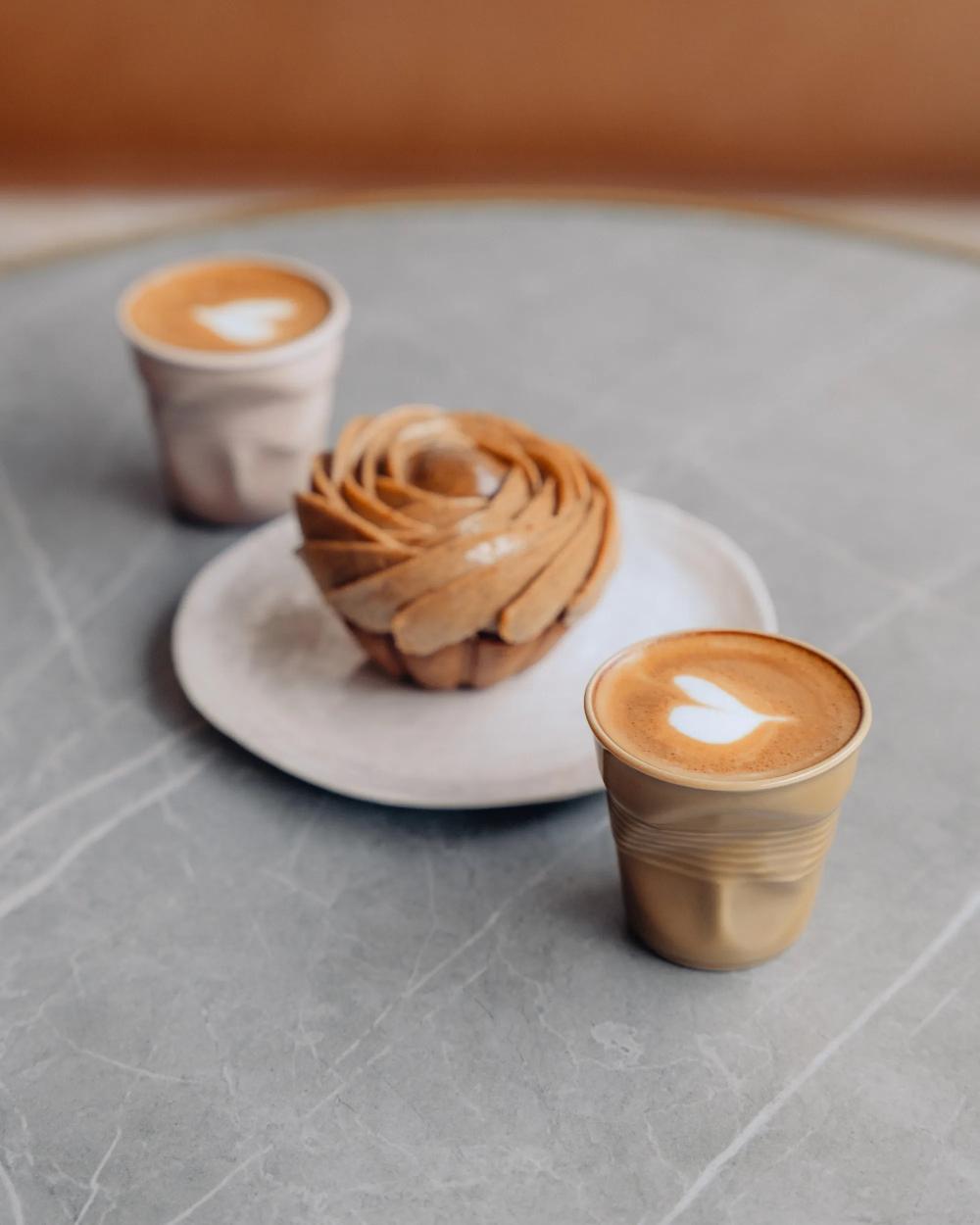 Revol Froissé Gobelet Cappuccino 18 CL