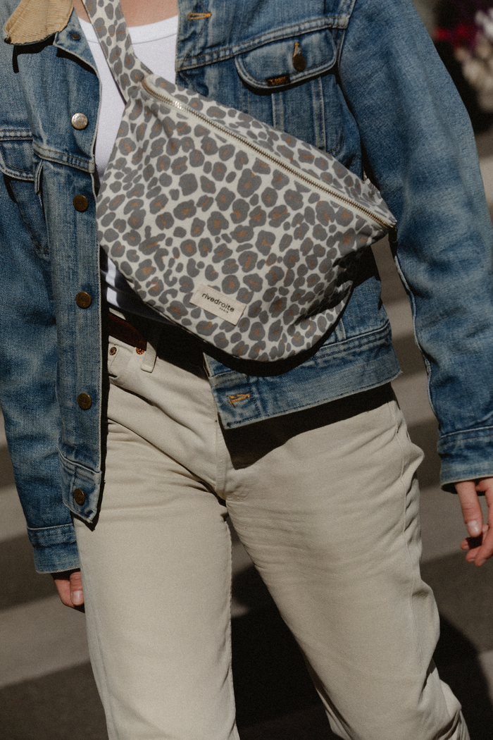 Rive Droite Custine XL Le Sac Banane Polycoton Recyclé Léopard Gris