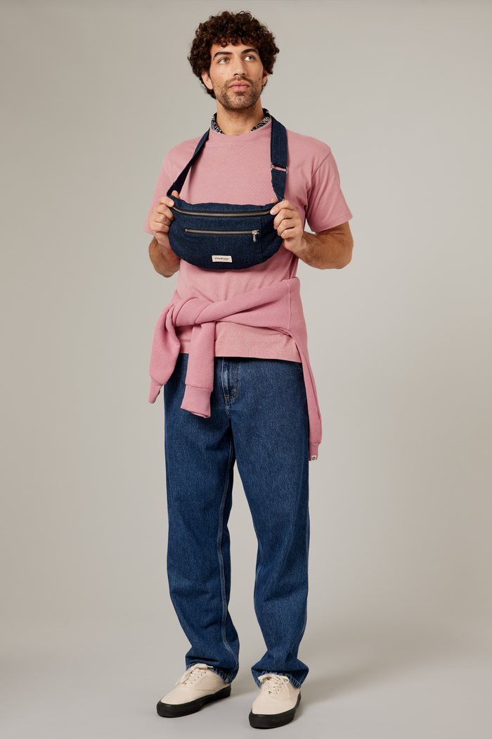 rive droite Orsel le sac banane grand format Denim Brut Upcyclé