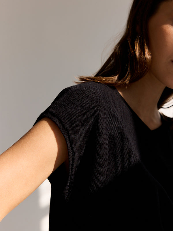 Rue Blanche Bees Top 24p Black