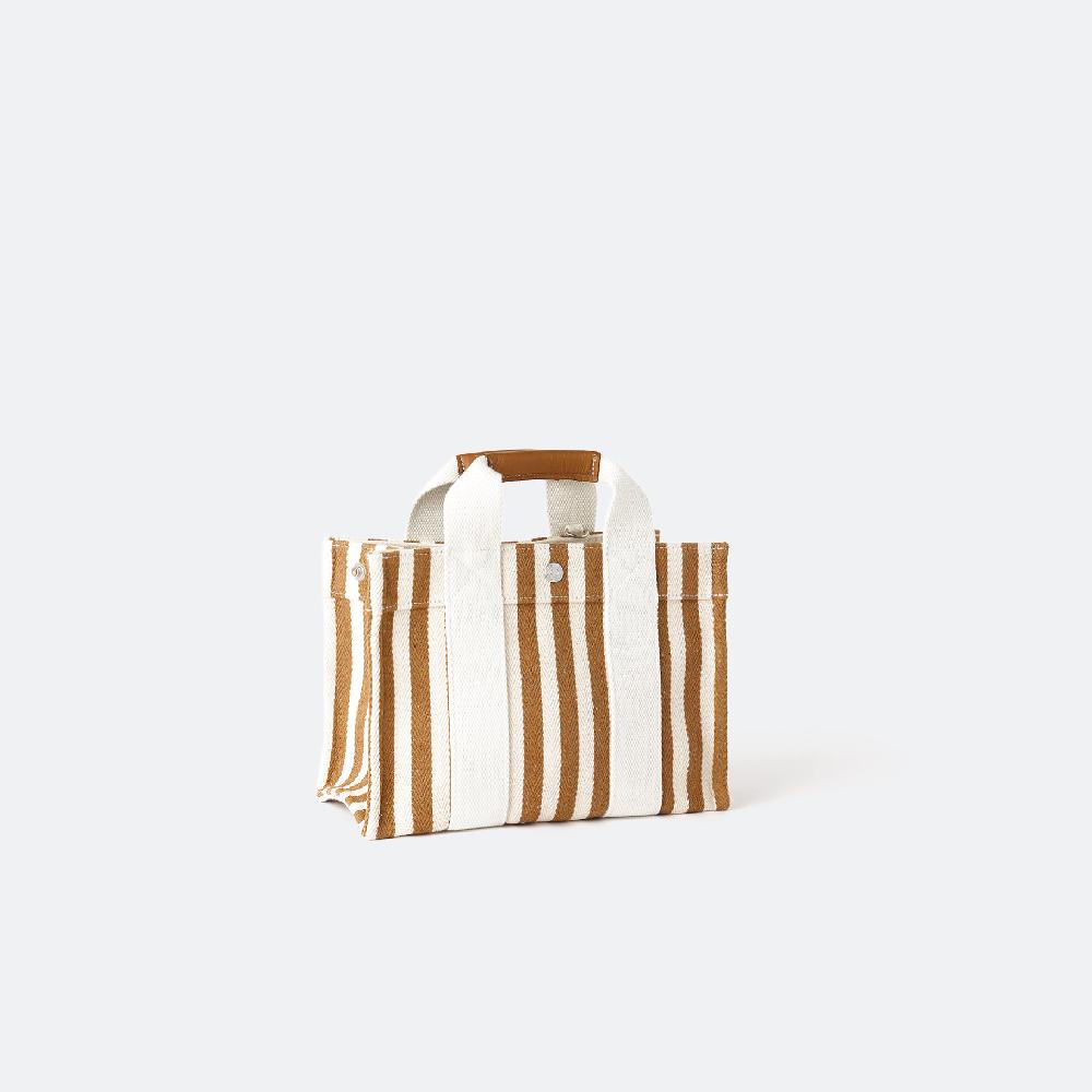 rue de verneuil TOTE S - Palais Royal - Camel