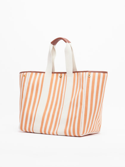 Rue De Verneuil TRAVERSÉE L - PALAIS ROYAL PEACH