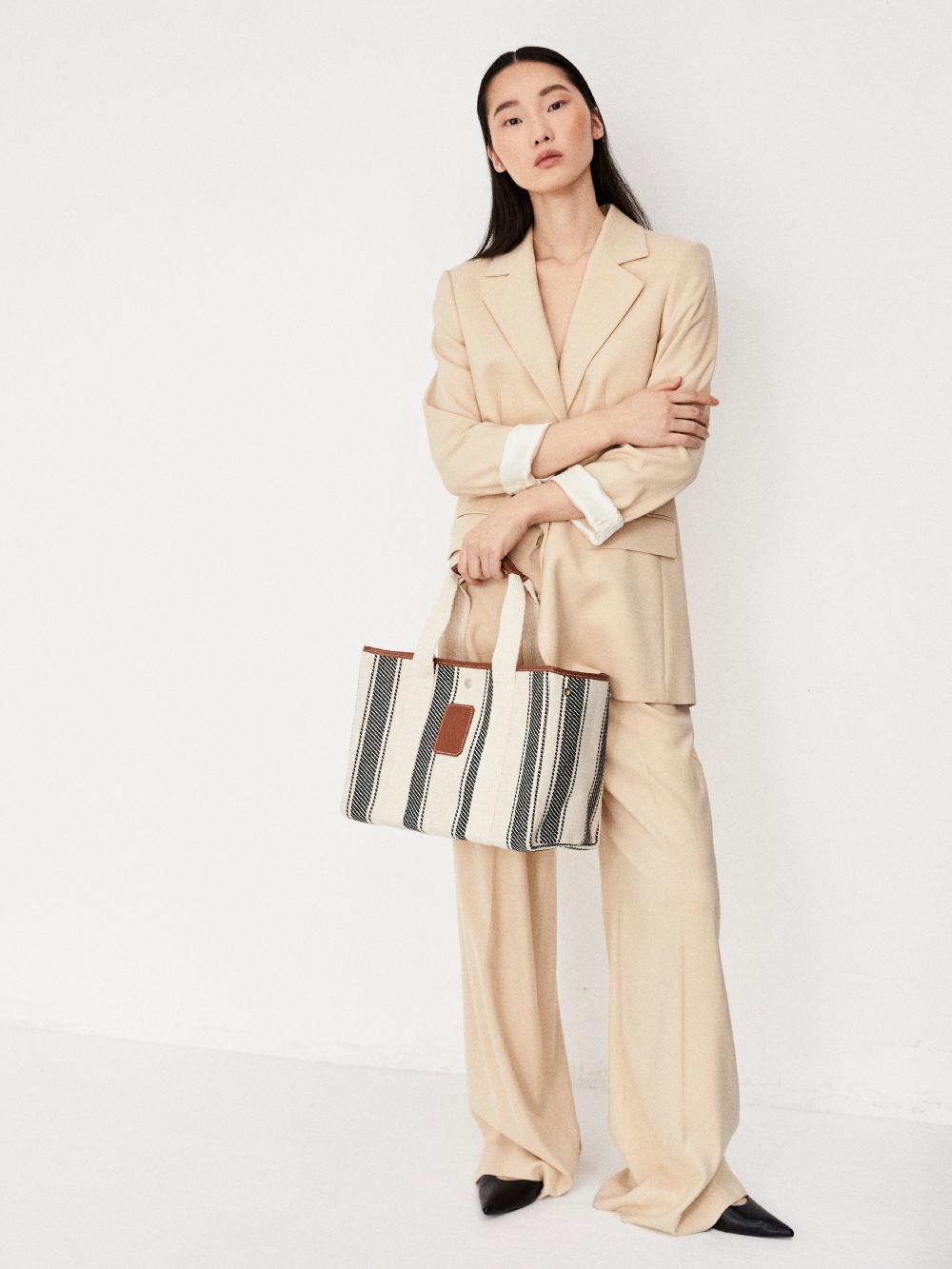 Rue De Verneuil TRAVERSÉE M - BUREN BLACK