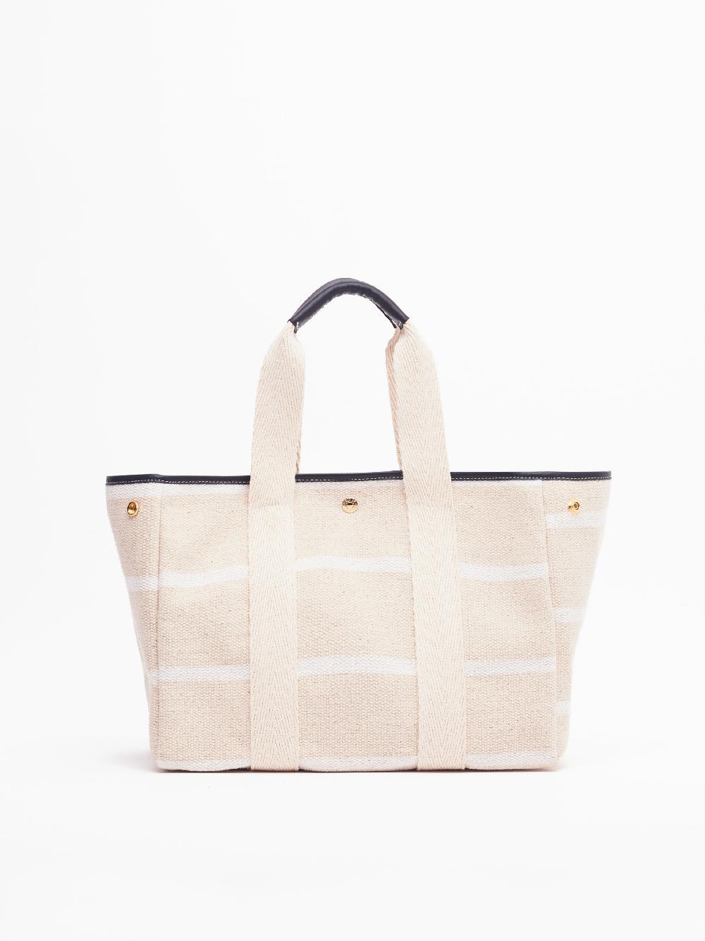 Rue De Verneuil TRAVERSÉE M - CLUB BEIGE