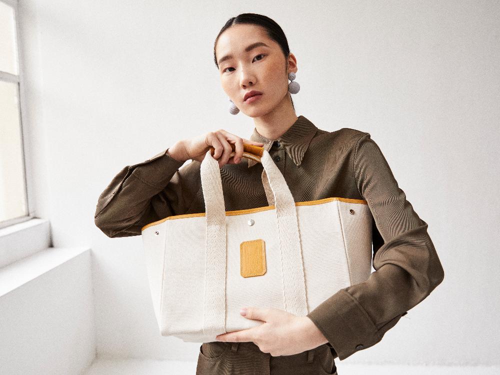 rue de verneuil TRAVERSÉE M - LA GUARDIA YELLOW