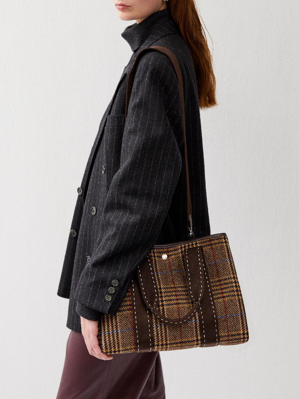 Rue De Verneuil TRAVERSÉE M - PDG SELLIER CHOCOLATE