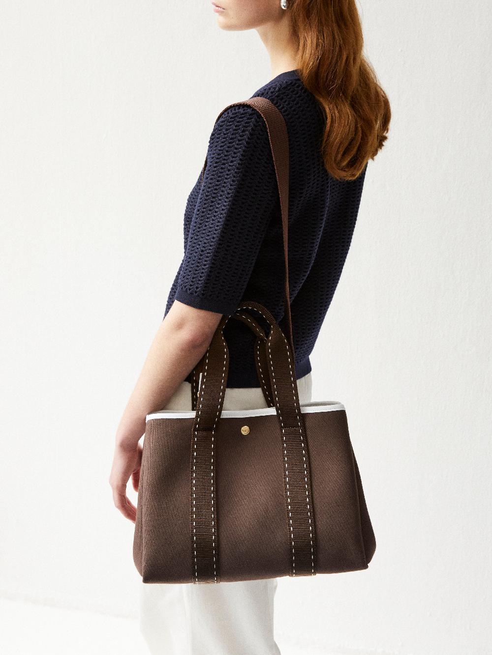 Rue De Verneuil TRAVERSÉE M - SELLIER CHOCOLAT