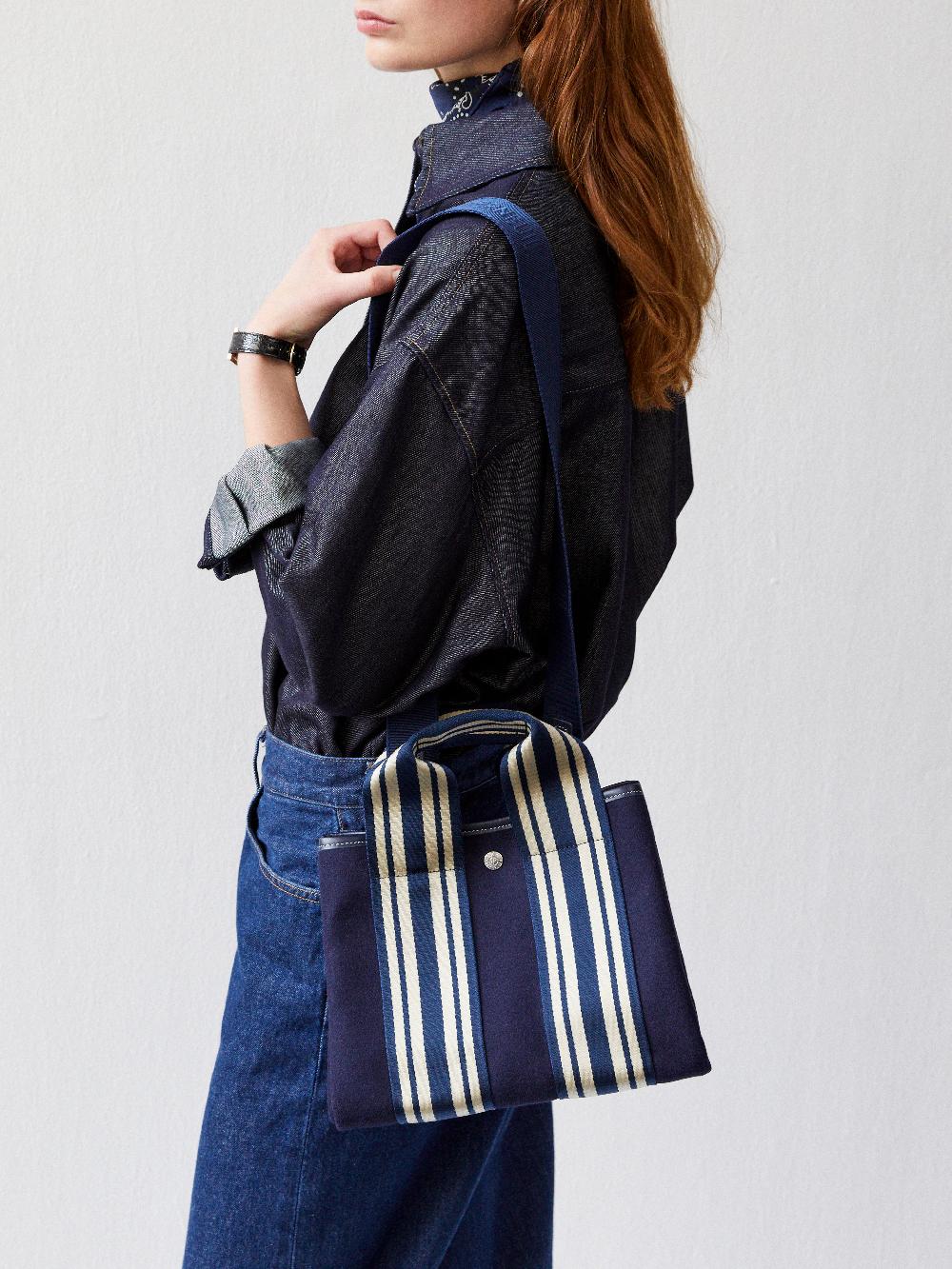 Rue De Verneuil TRAVERSÉE S - NAVY EQUESTRIAN FLANNEL