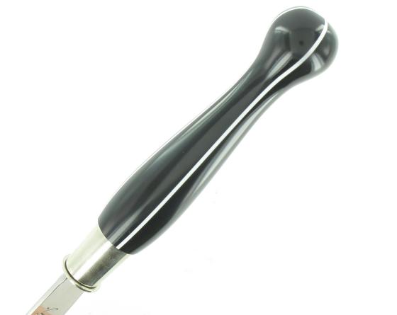 Sabatier Nontron Virole N° 25 - Boule Le Yang - Manche Corian Noir Insert Corian Blanc Nontron - 60163