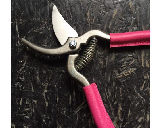 Sabatier Sécateur De Jardin 18 Cm - Revêtement Des Branches En Cuir FUSHIA Locau -Thiers - 30268
