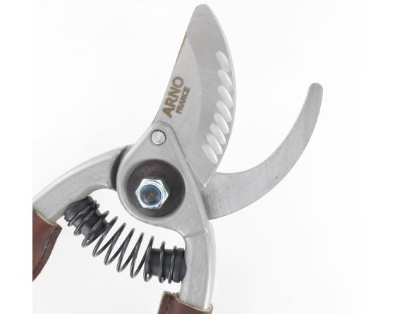 Sabatier Sécateur De Jardin 23 Cm - Revêtement Des Branches En Cuir Arno - Thiers - 37104