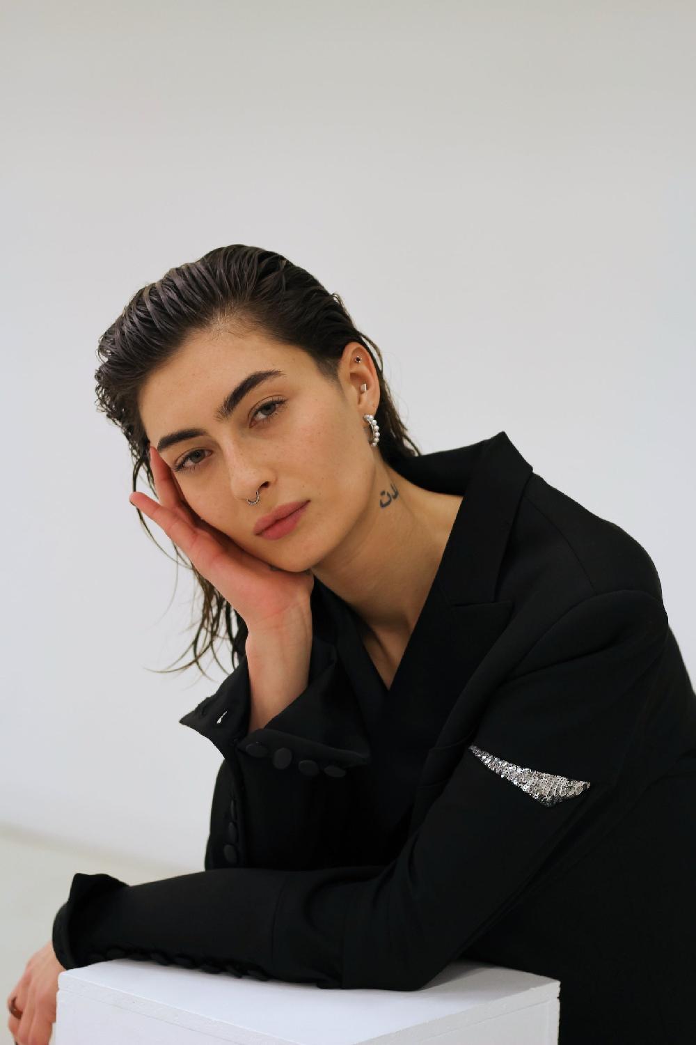 sarah de saint hubert BEN SILVER TUXEDO JACKET - Black & silver sequins