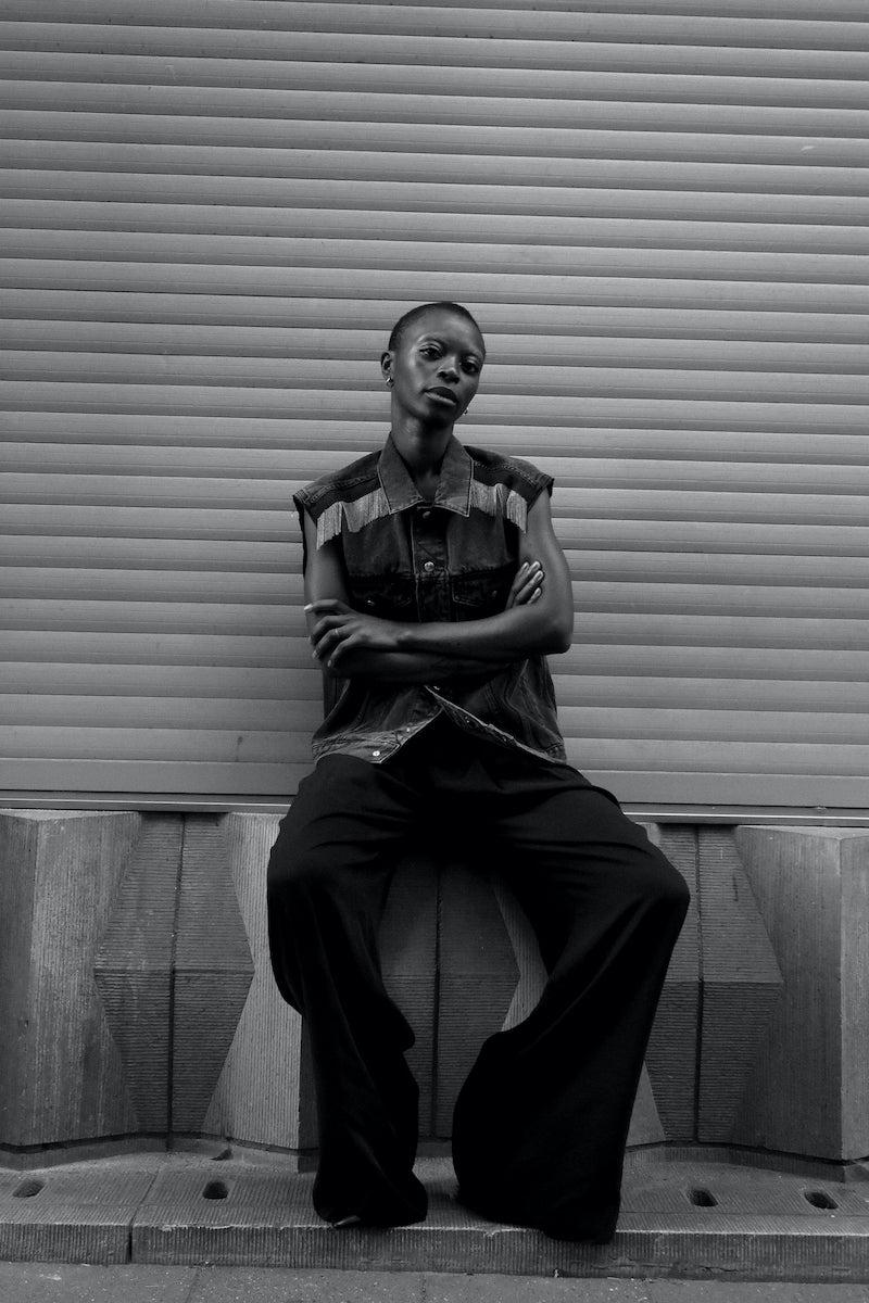 sarah de saint hubert DALIA CHAINS DENIM JACKET - Off black