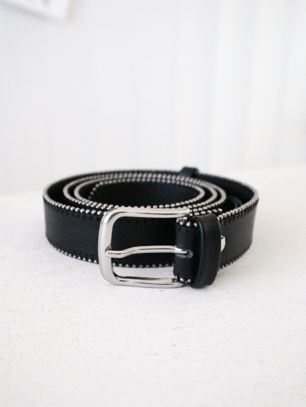 sarah de saint hubert ERNEST BELT- Black