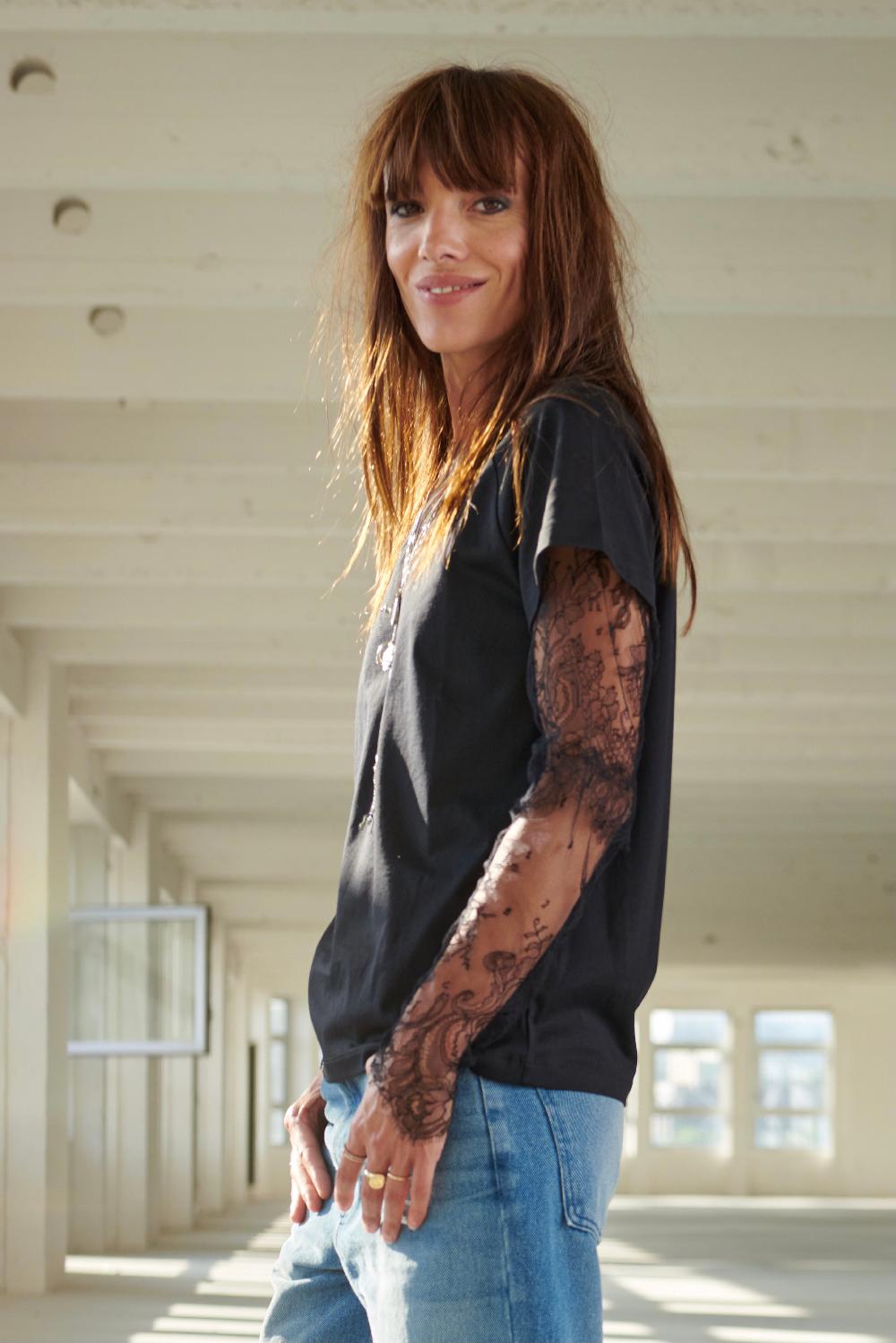 Sarah De Saint Hubert KURT T-SHIRT - Black