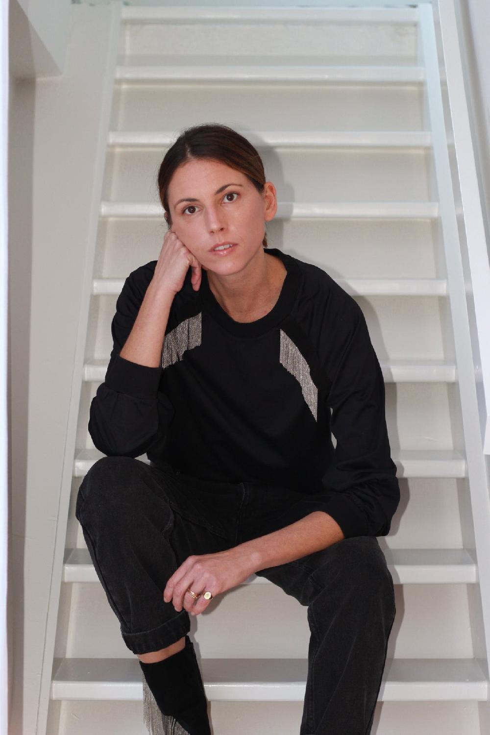 sarah de saint hubert LOLA CHAINS T-SHIRT - Black