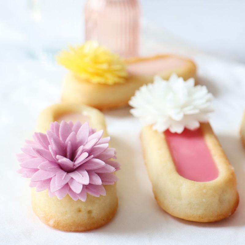 Scrapcooking 5 Dahlias Assortis En Azyme Pour Décorer Vos Gâteaux