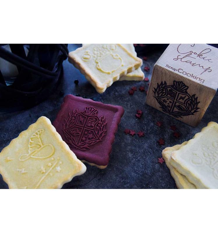 Scrapcooking Tampon à Biscuits Bois Sorcier + Découpoir