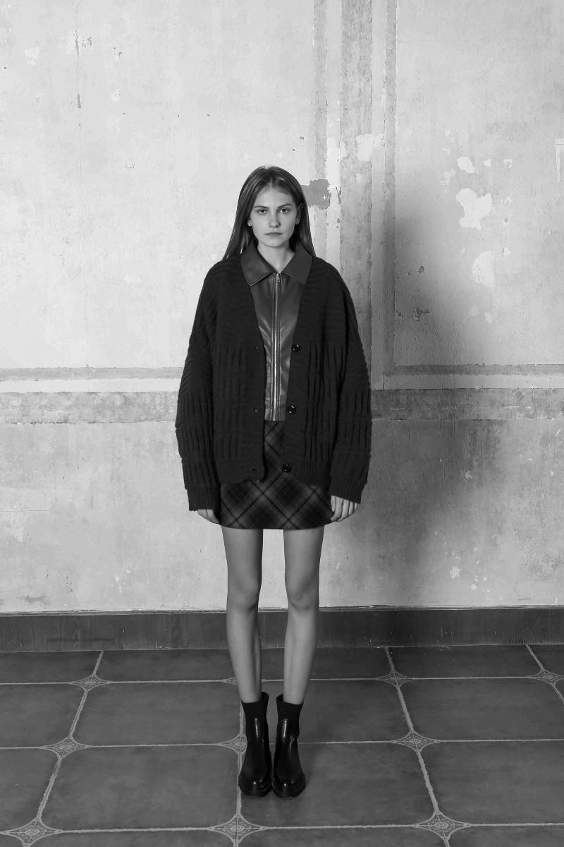 See U Soon Gilet 24204014 Black