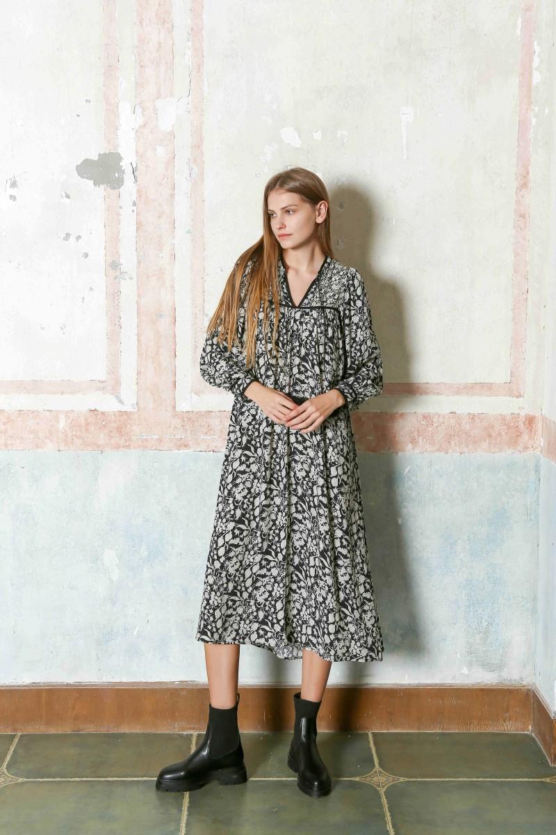 See U Soon Robe 24221027 Black