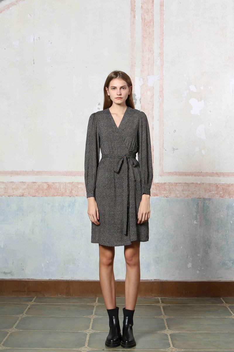 See U Soon Robe 24221223 Black