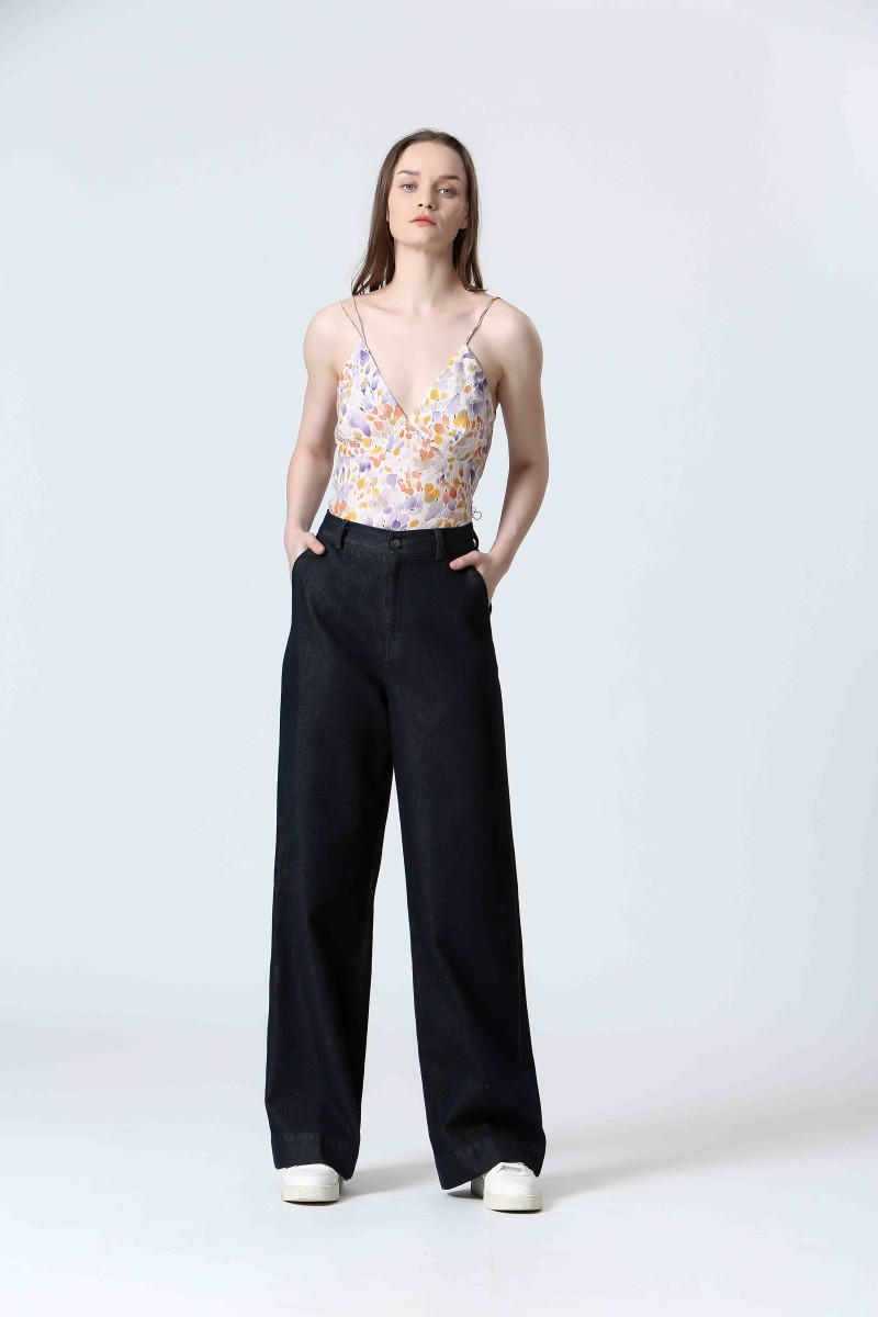 See U Soon Top S25112303 Offwhite