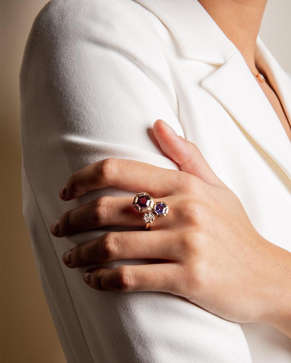 Selim Mouzannar Rose De France BagueRhodolite - Tanzanite - Diamant