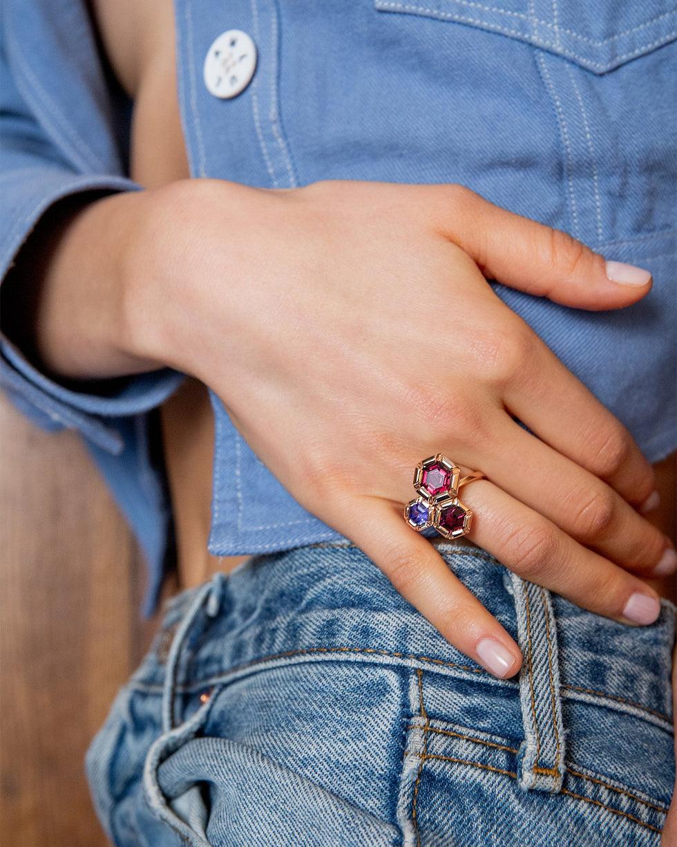 Selim Mouzannar Rose De France BagueRhodolites - Tanzanite