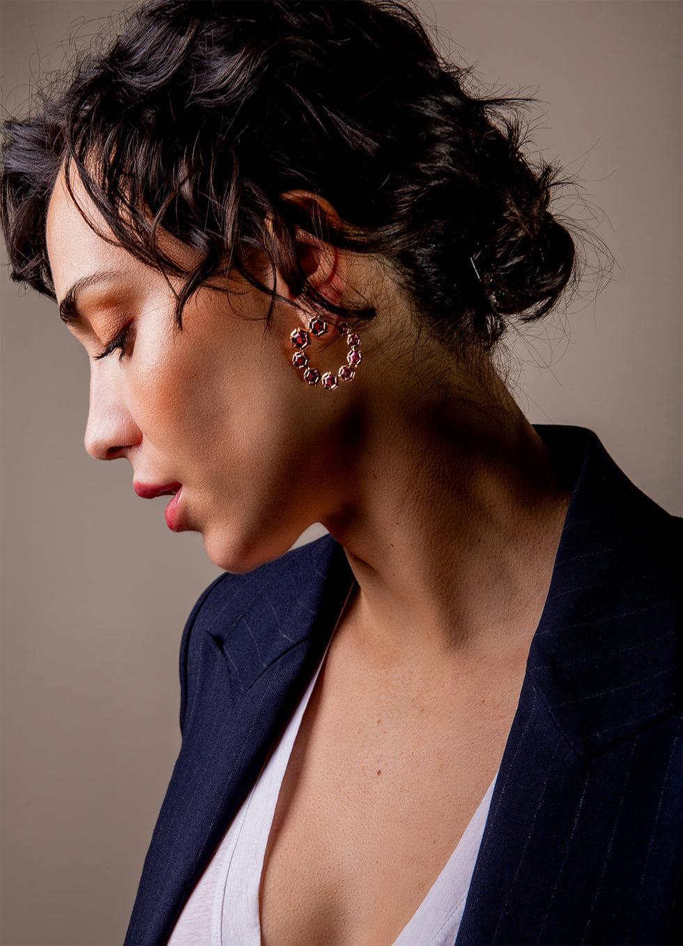 Selim Mouzannar Rose De France Boucles D'oreillesRhodolites