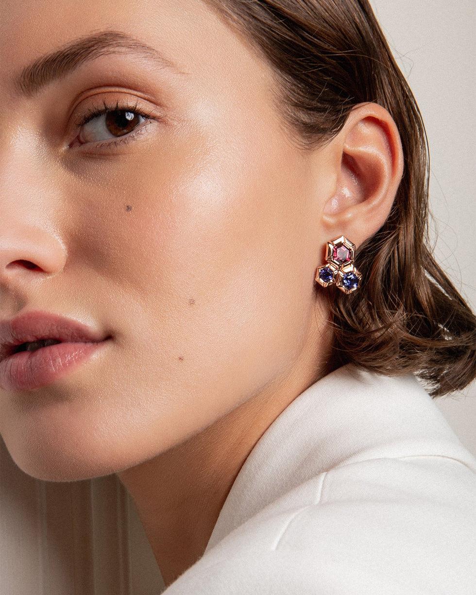 Selim Mouzannar Rose De France Boucles D'oreillesTanzanites - Rhodolites