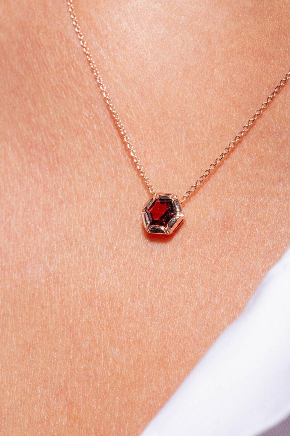 Selim Mouzannar Rose De France Pendentif Grenat Rouge