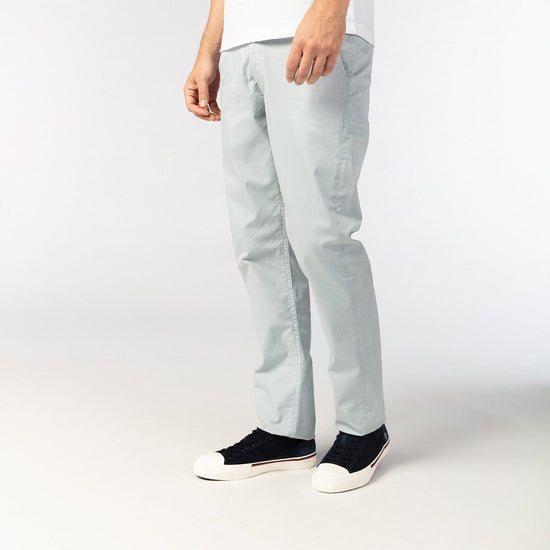 Serge Blanco Chino 702 Coupe Droite Bleu Ice