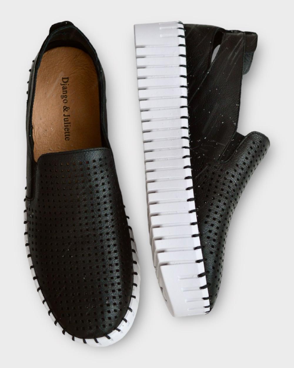 Shoes Of Soul Django & Juliette Bartas